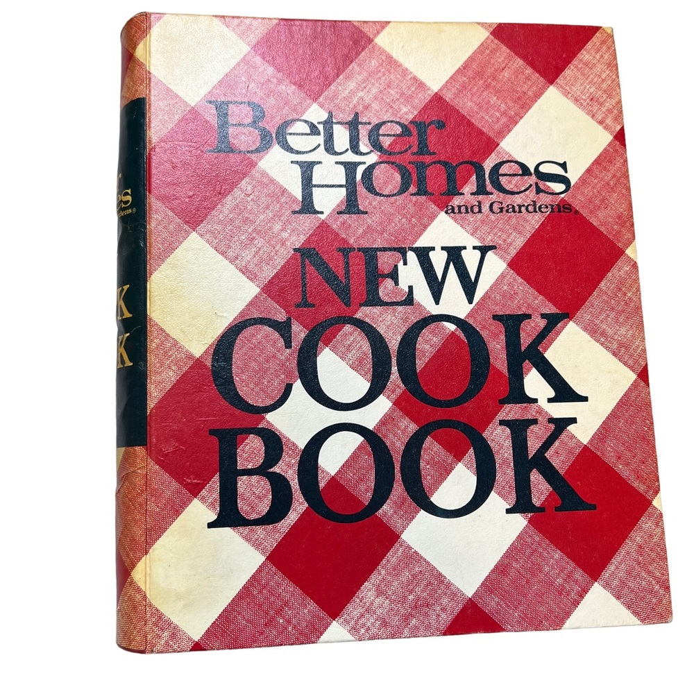 Better Homes New Cookbook 1972 vintage